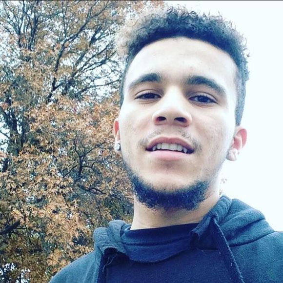 Meet your Posher, Larry - Picture 1 of 1